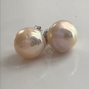 Cultured Freshwater Organic Earring Studs